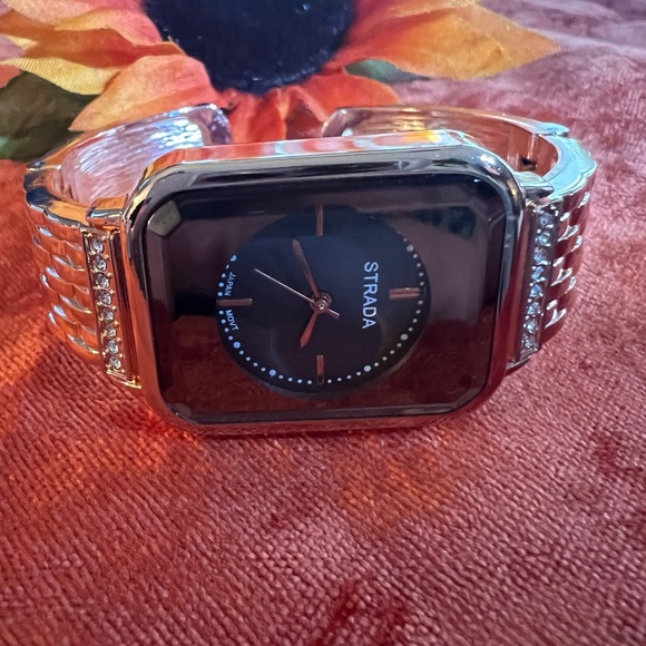 🌼Strada Watch - Picture 8 of 10